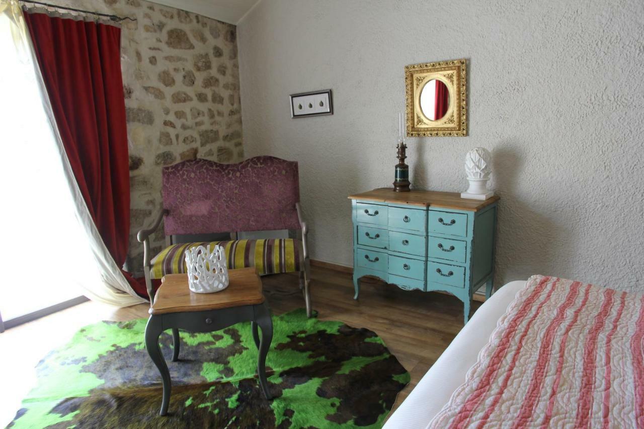 Montjoyer Le Pre De L'Aube Bed & Breakfast エクステリア 写真
